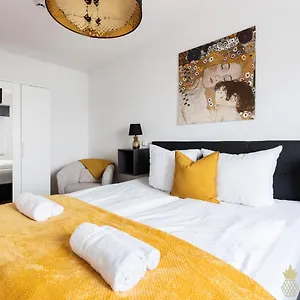 Pineapple Zwinger V - 78 Qm - 1x Free Parking Apartament